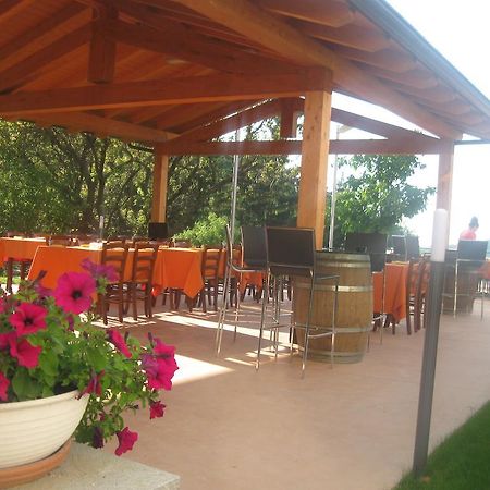 Albergo Del Turista Vernasca 외부 사진
