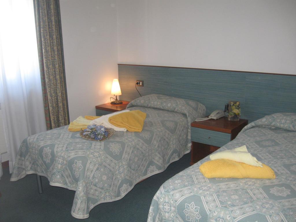 Albergo Del Turista Vernasca 객실 사진