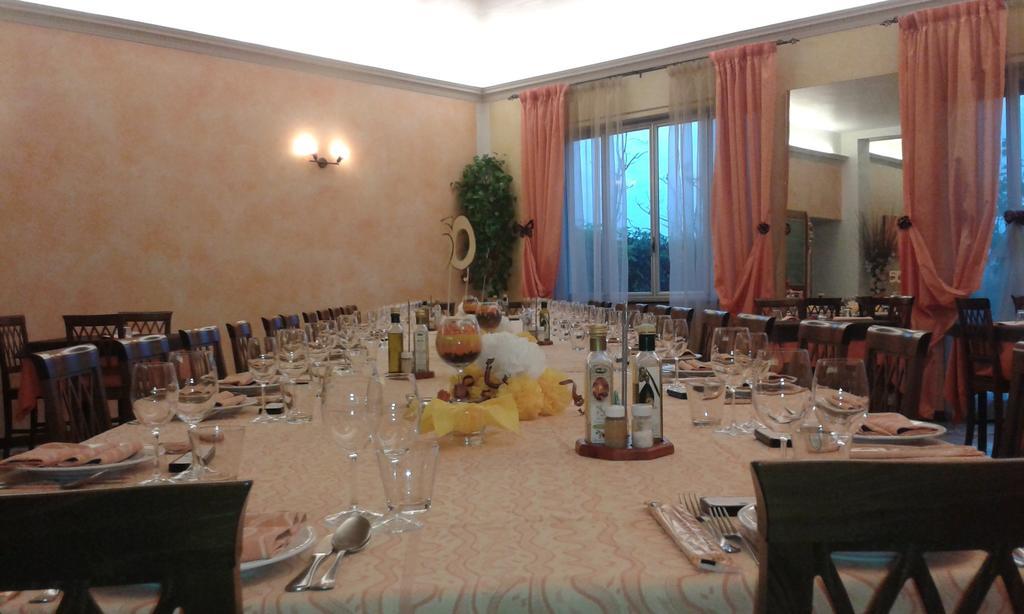 Albergo Del Turista Vernasca 외부 사진