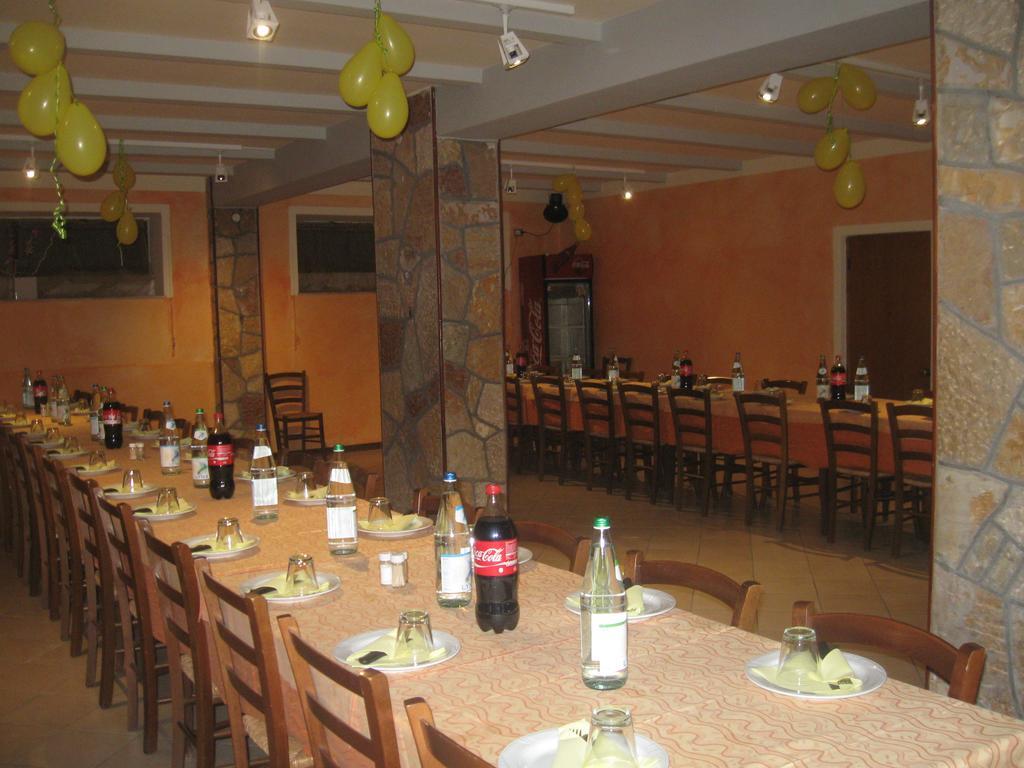 Albergo Del Turista Vernasca 외부 사진