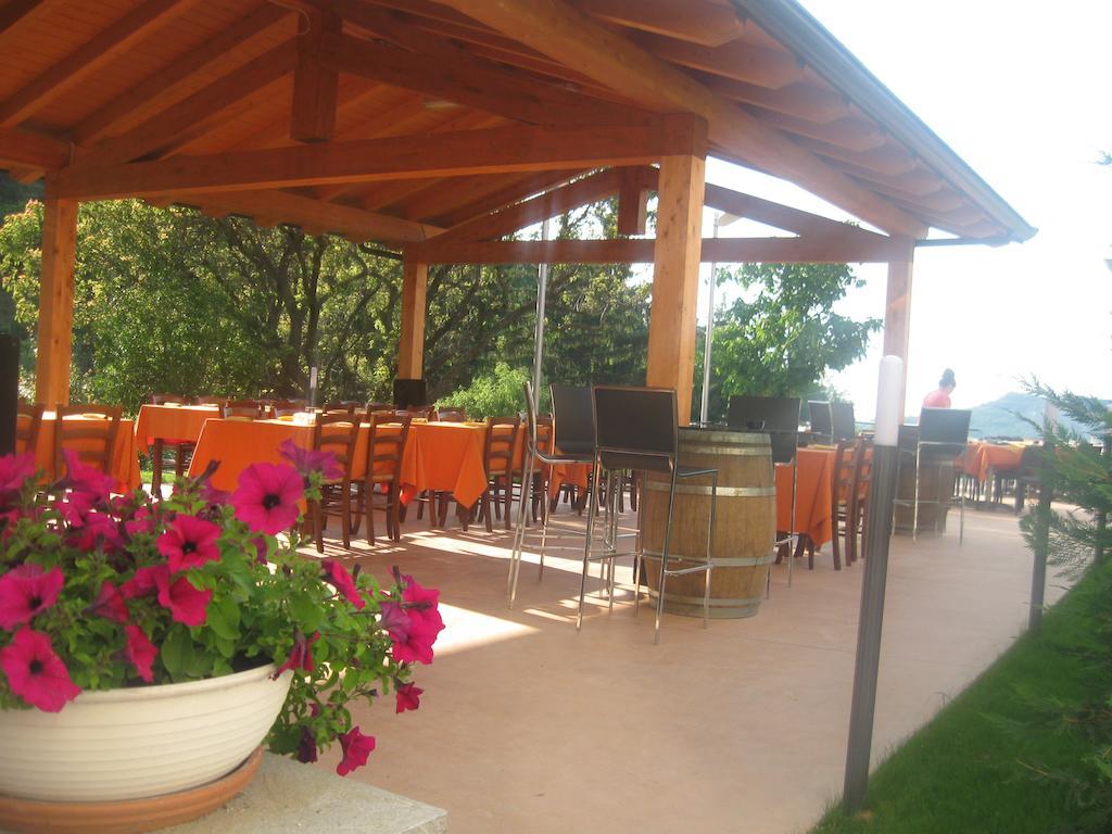 Albergo Del Turista Vernasca 외부 사진